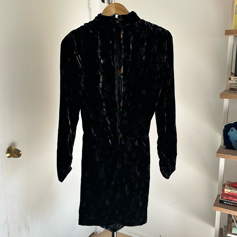 Zara Black Long Sleeve Velvet Dress - Picture 4 of 7